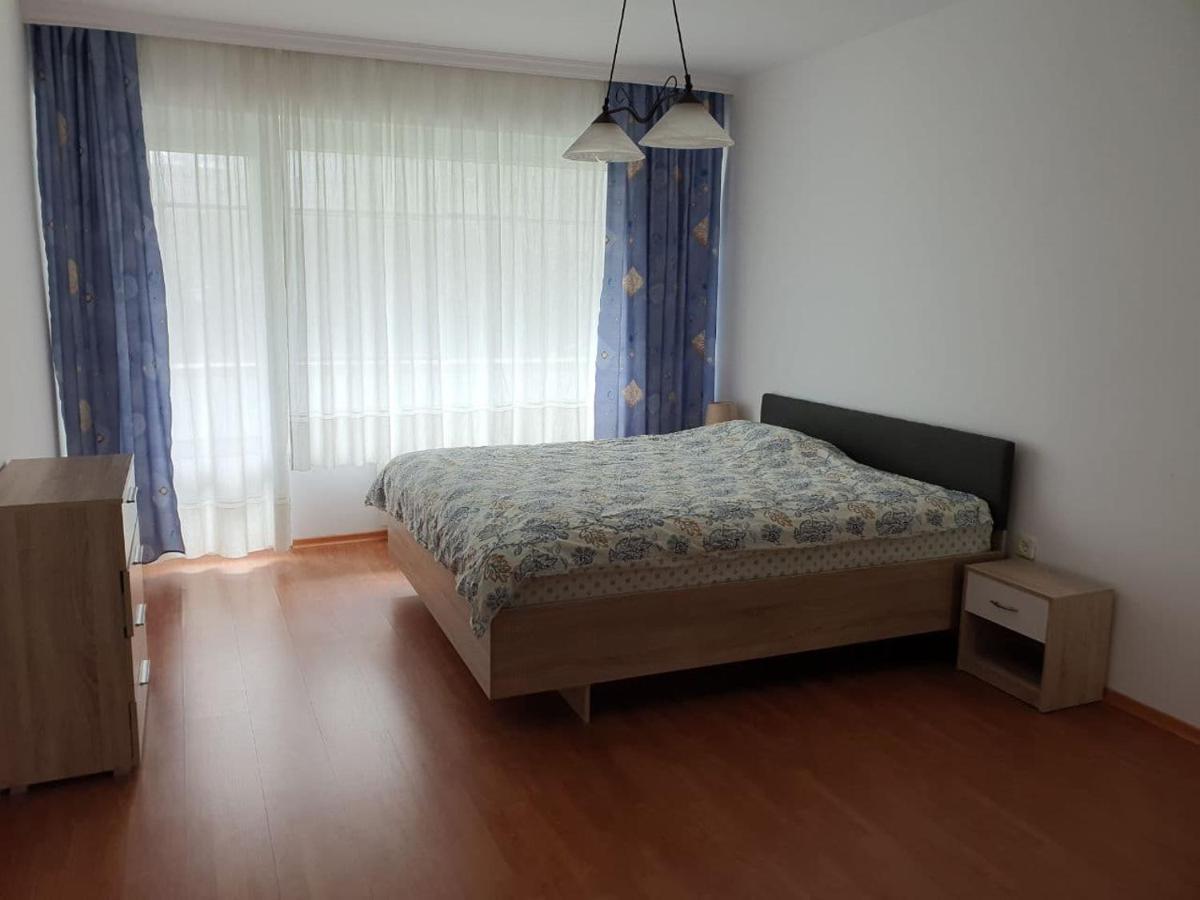 Апртамент Чайка Бл.17 Varna Extérieur photo