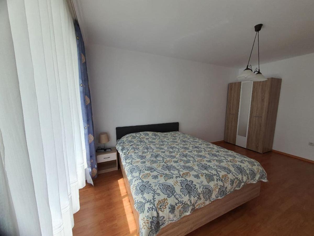 Апртамент Чайка Бл.17 Varna Extérieur photo