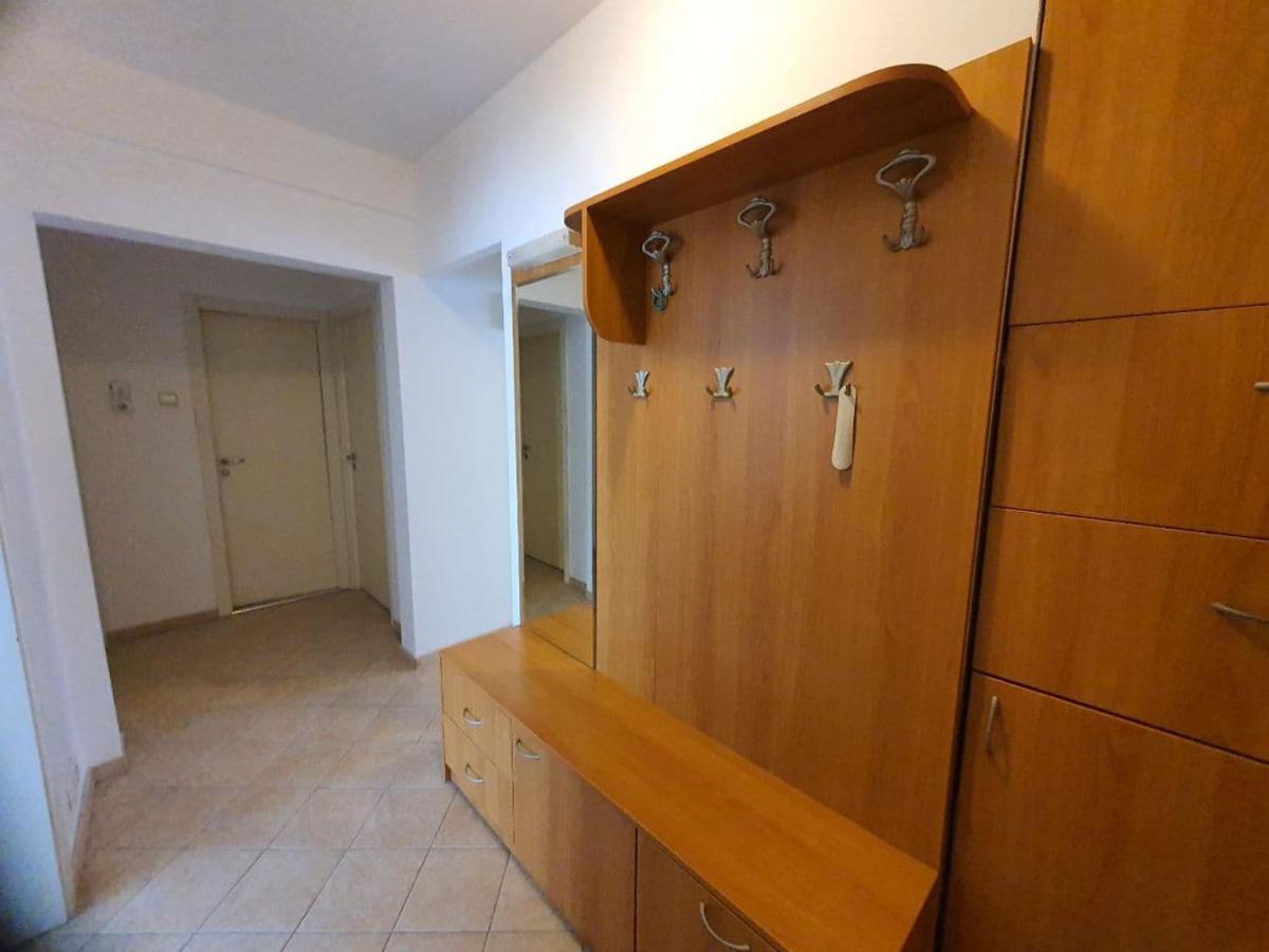 Апртамент Чайка Бл.17 Varna Extérieur photo